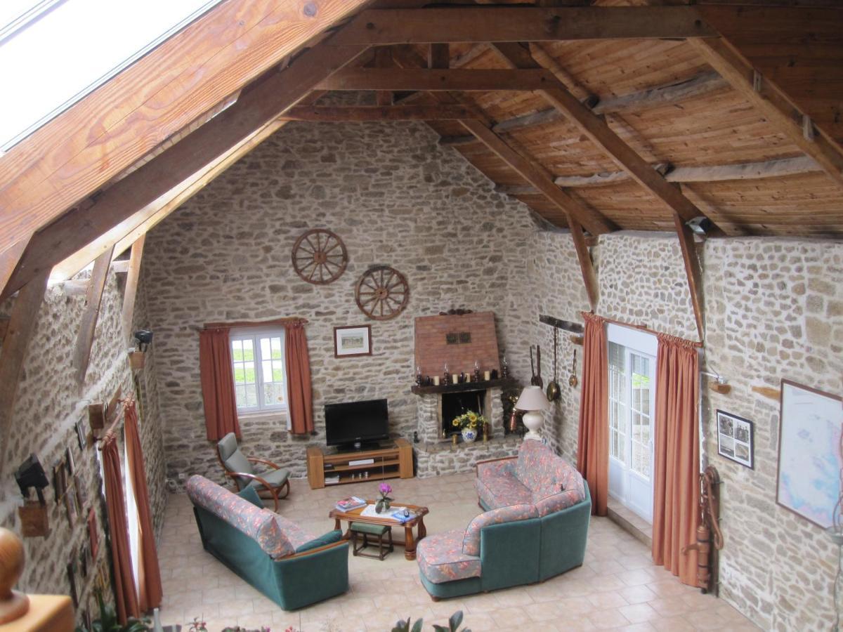 Bed and Breakfast Le Bois Chef D'Ane Collinée Exterior foto