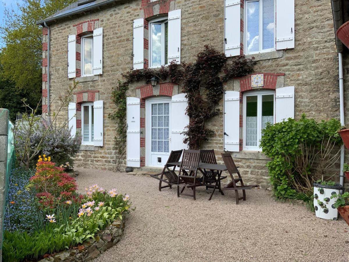 Bed and Breakfast Le Bois Chef D'Ane Collinée Exterior foto